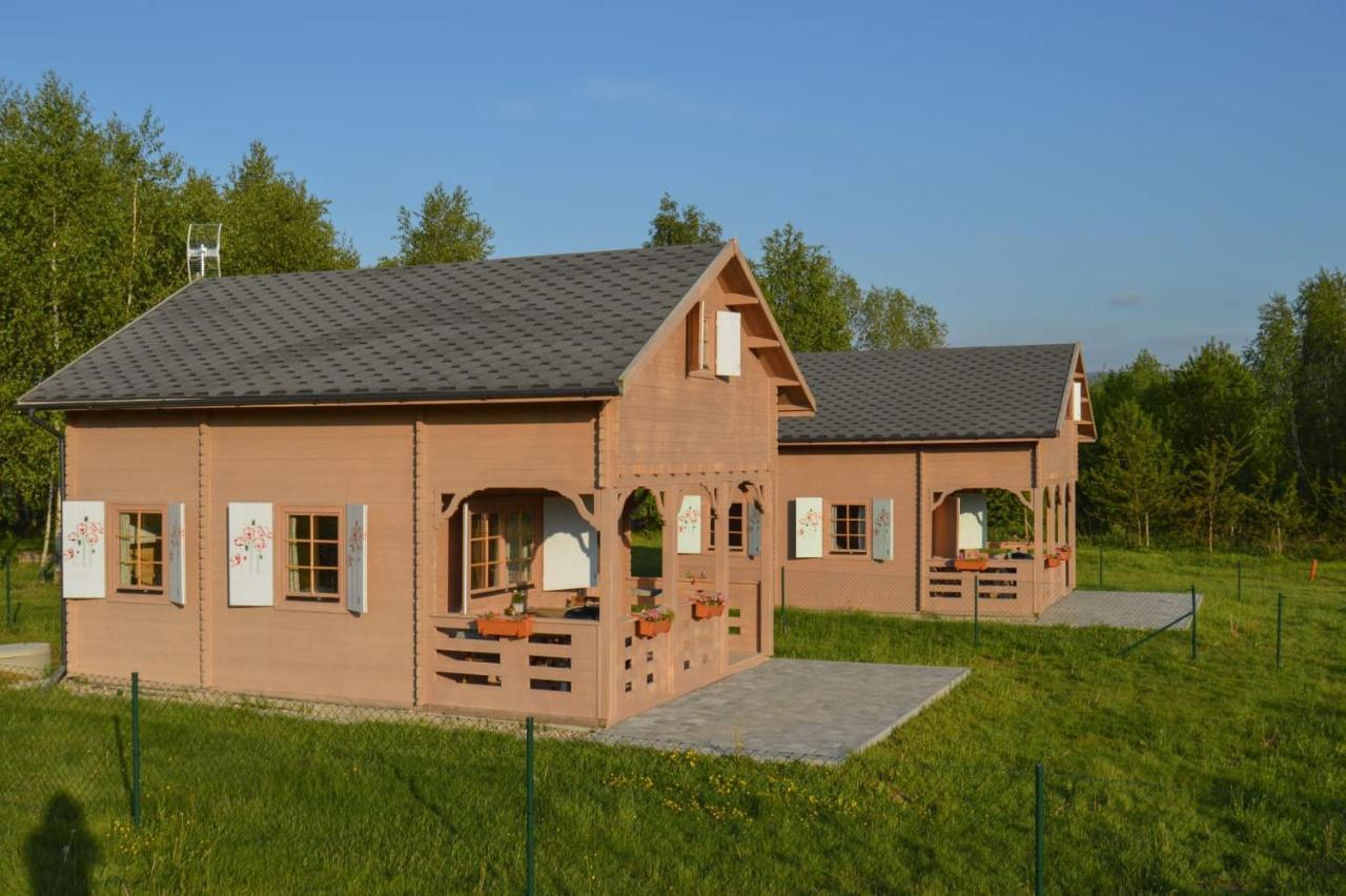 Brzozami Malowane Giebultow  Exteriér fotografie