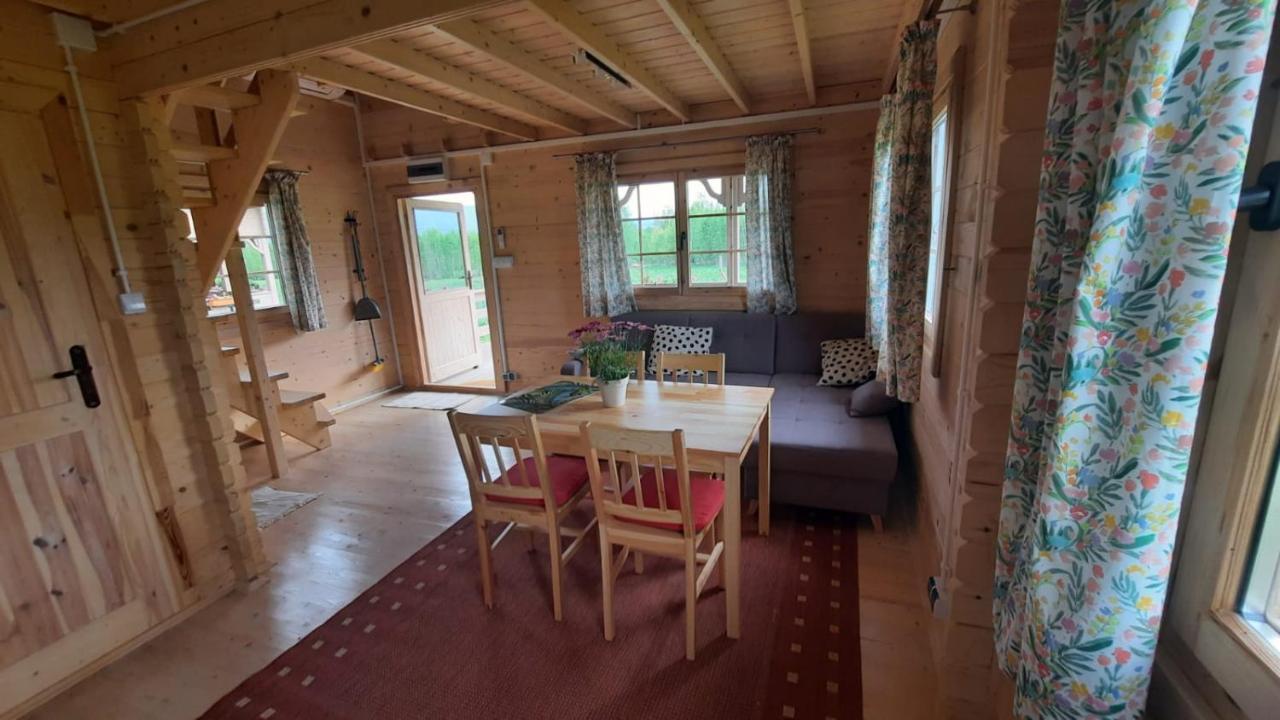 Brzozami Malowane Giebultow  Exteriér fotografie